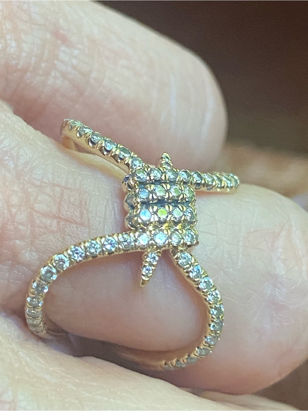 14k yellow gold pave diamonds ribbon knot crossover ring 4.1 grams Size 5.25